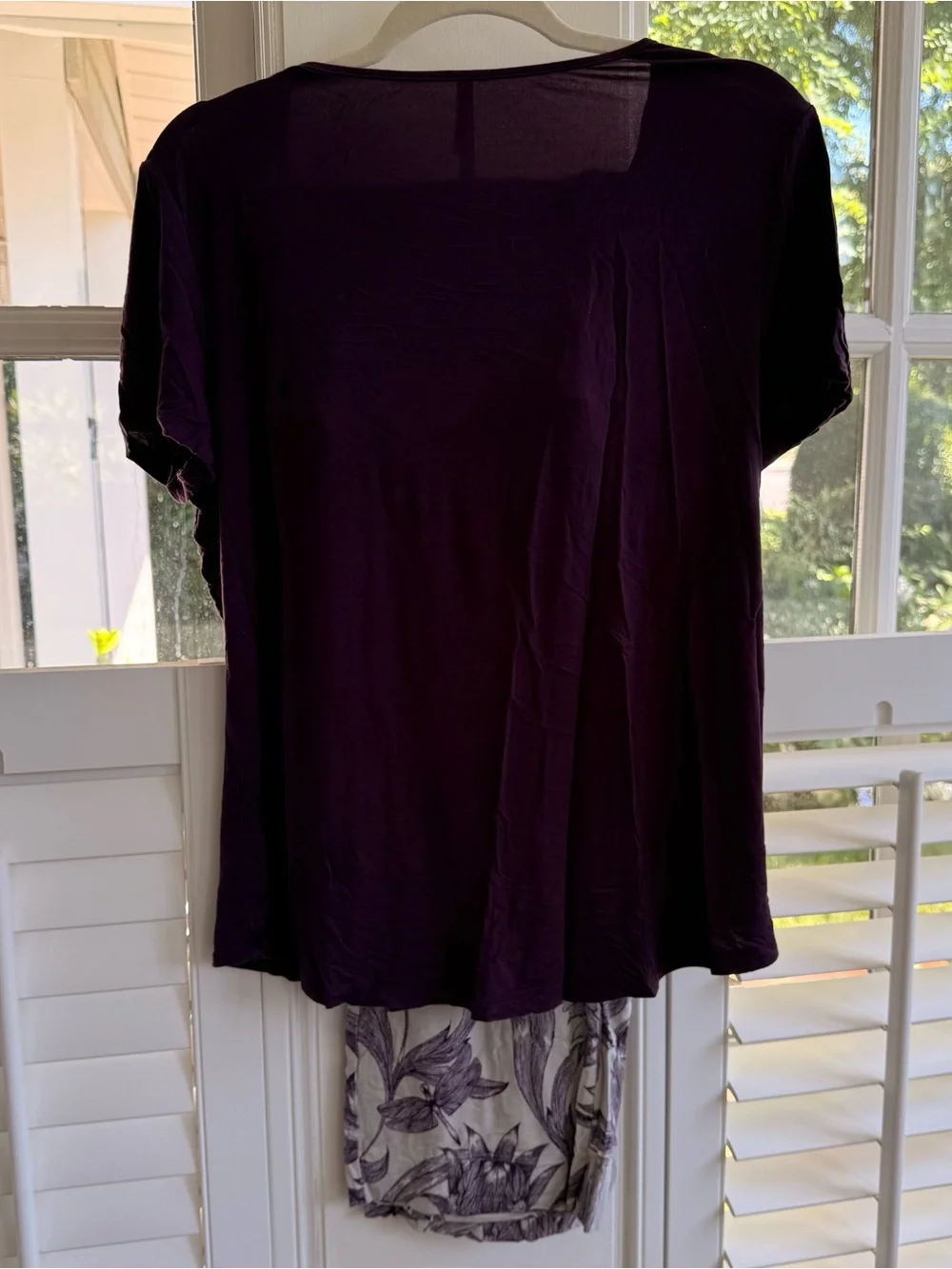 Soma Plum Short-Sleeve Pajama Set with Floral Pants Size M